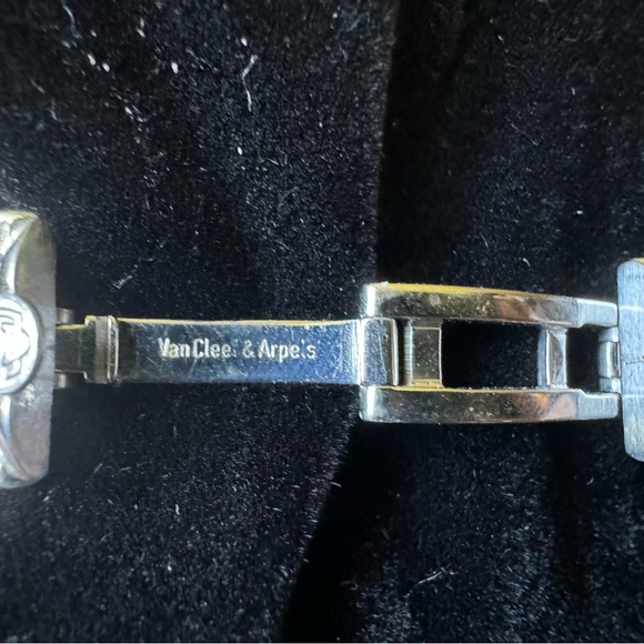 Van Cleef & Arpels La Collection White Diamonds Watch - Picture 8 of 9